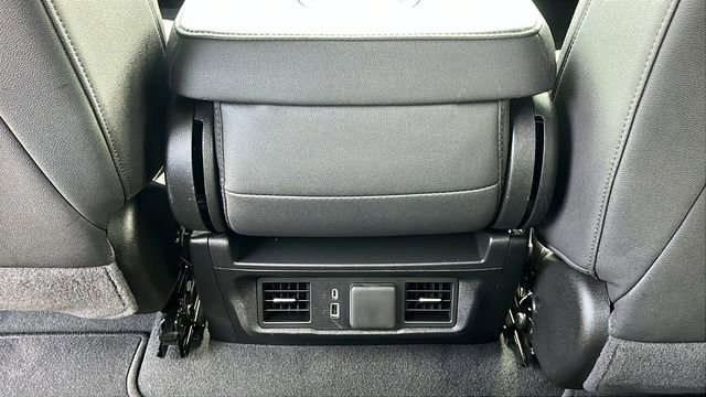 Used 2026 GMC Sierra 1500 SLT AWD/4WD image 23