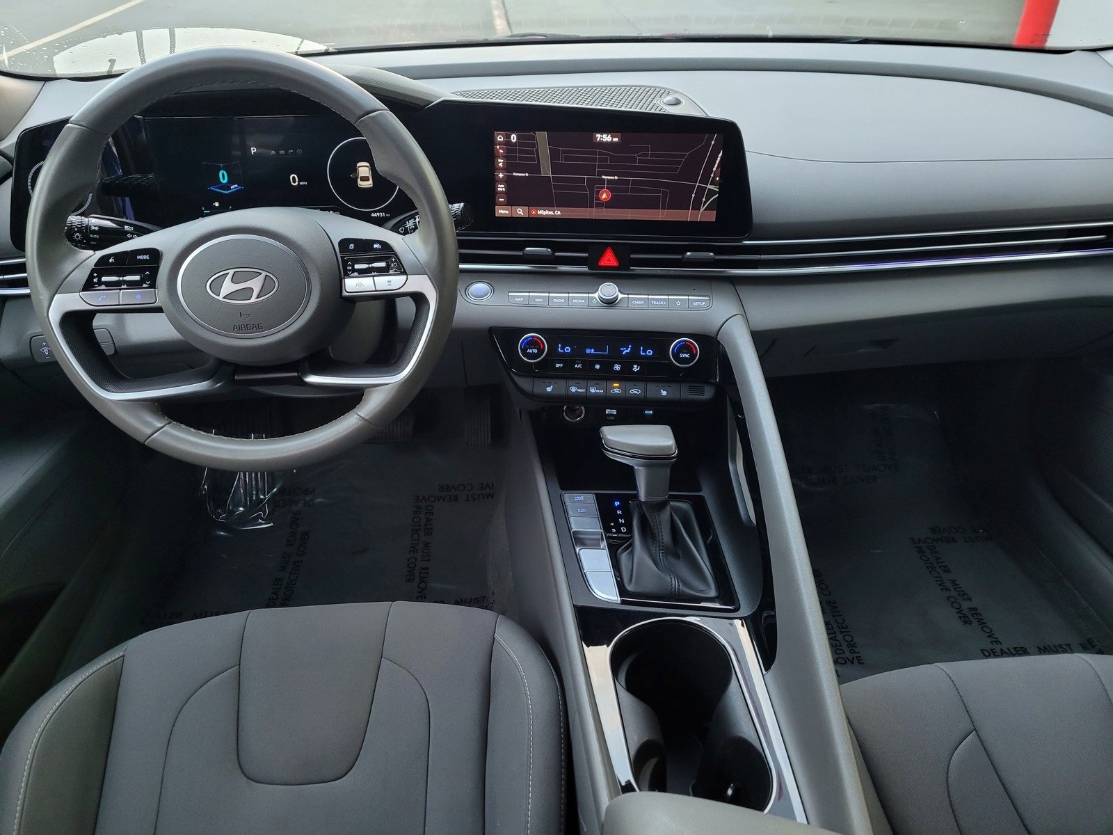 Used 2024 Hyundai Elantra SEL w/ Convenience Package image 13