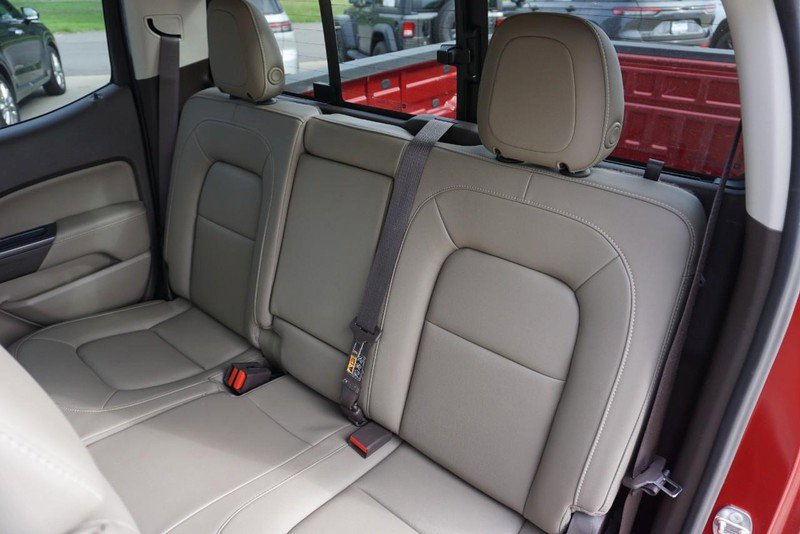 Used 2016 GMC Canyon SLT w/ Driver Alert Package AWD/4WD image 28