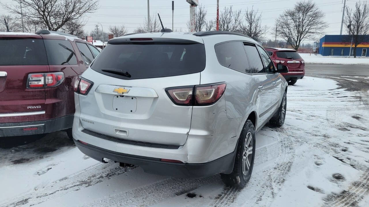 Used 2017 Chevrolet Traverse LS image 5