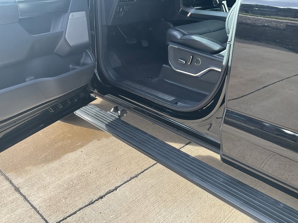 Used 2024 Ford F150 Platinum image 7