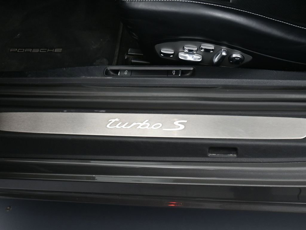 Certified 2016 Porsche 911 Turbo S AWD/4WD image 16