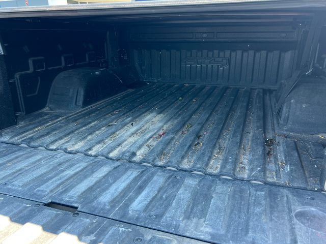 Used 2023 GMC Sierra 1500 AT4 w/ Technology Package AWD/4WD image 11