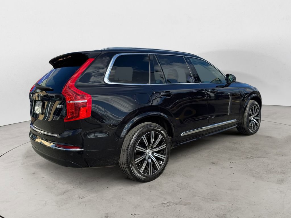 Certified 2023 Volvo XC90 B5 Plus w/ Protection Package image 7