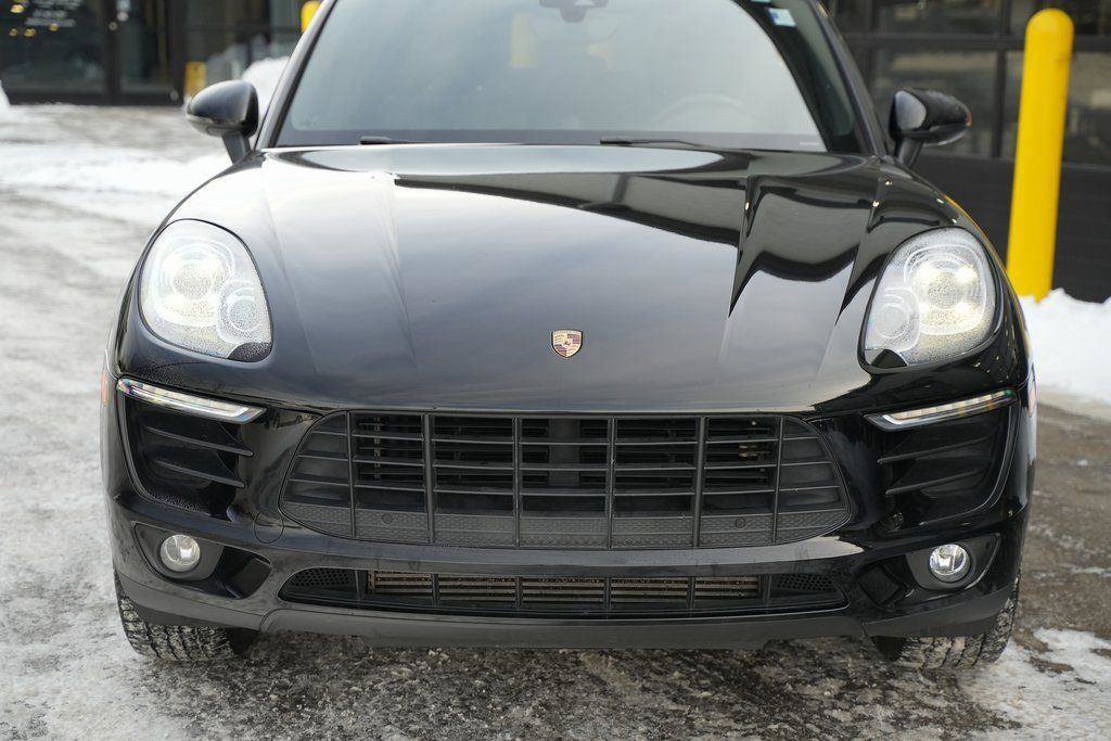 Used 2017 Porsche Macan w/ Driver Memory Package image 5