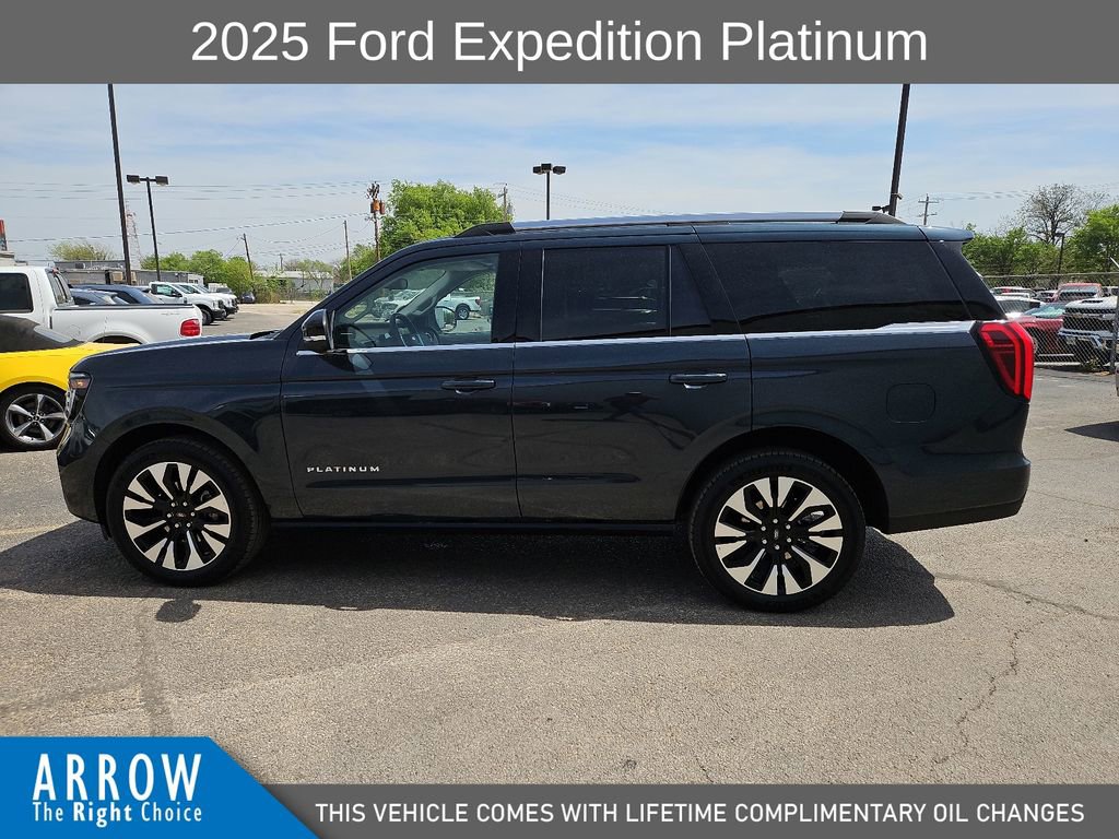 Used 2025 Ford Expedition Platinum w/ Driver's Package image 7