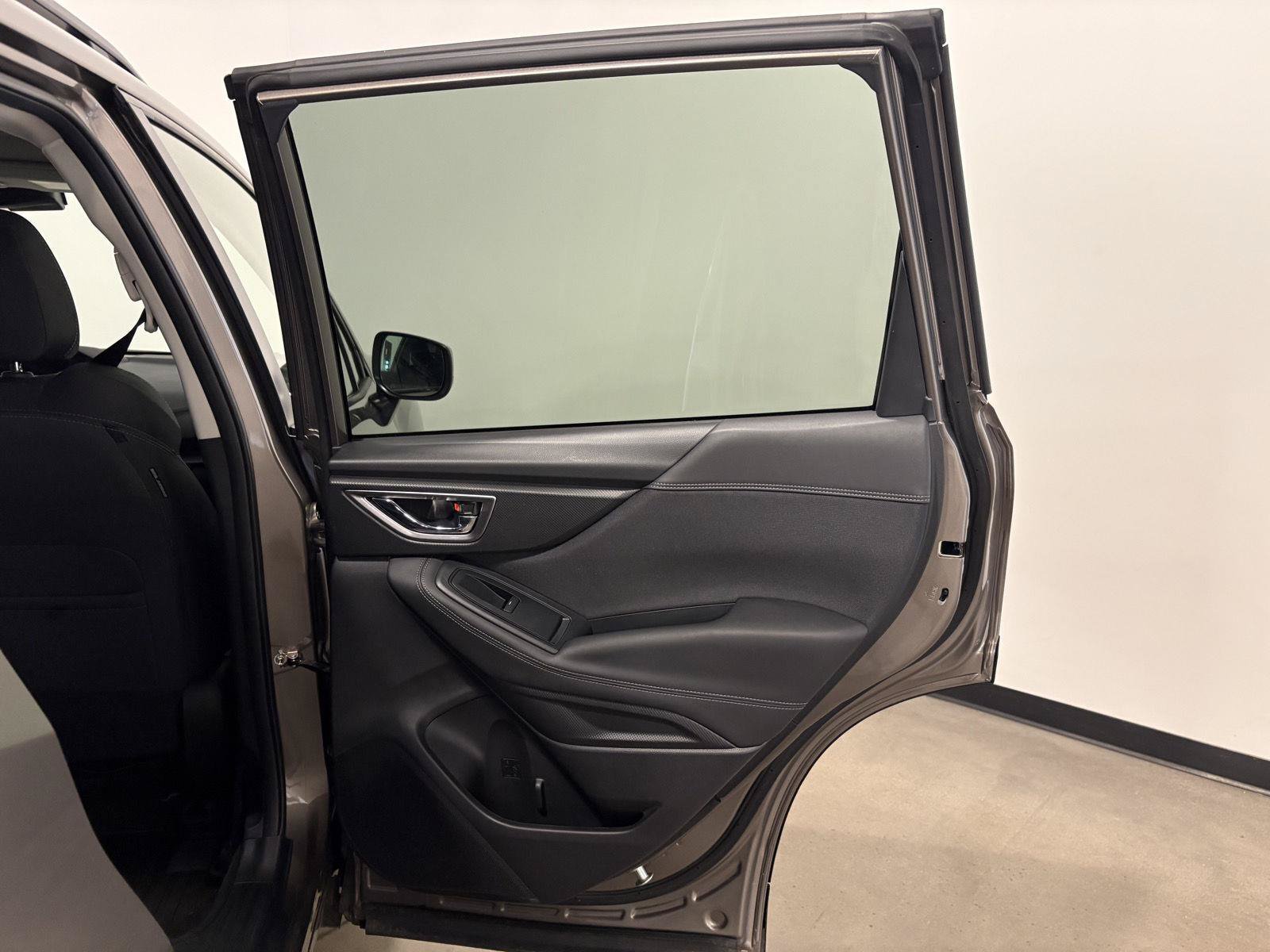 Used 2024 Subaru Forester Premium AWD/4WD image 37