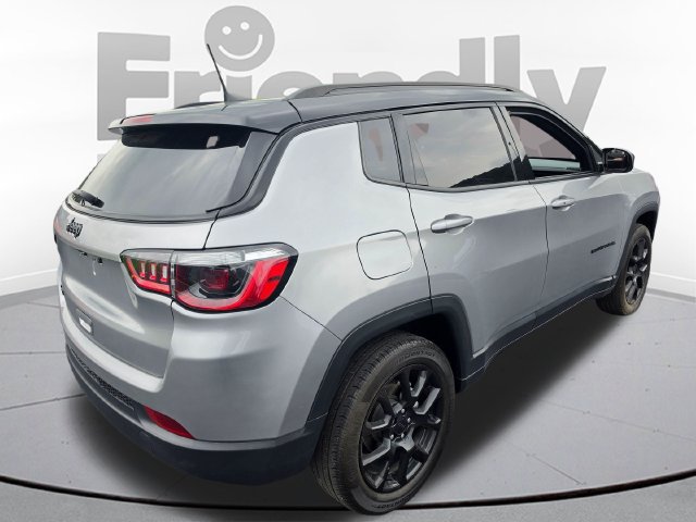 Used 2023 Jeep Compass Latitude w/ Convenience Group AWD/4WD image 5