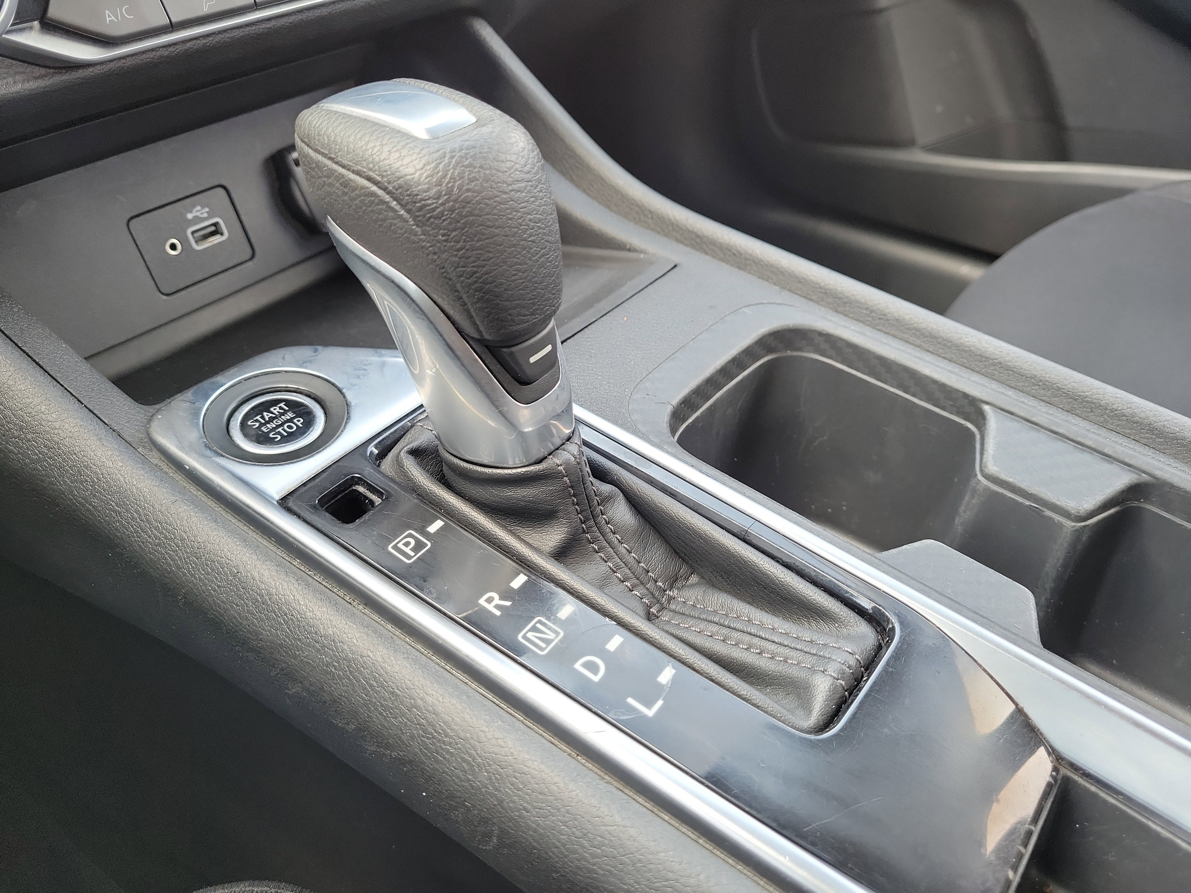 Certified 2020 Nissan Sentra S FWD image 30