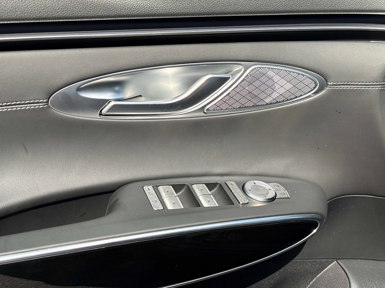 Used 2026 Genesis GV70 2.5T image 39