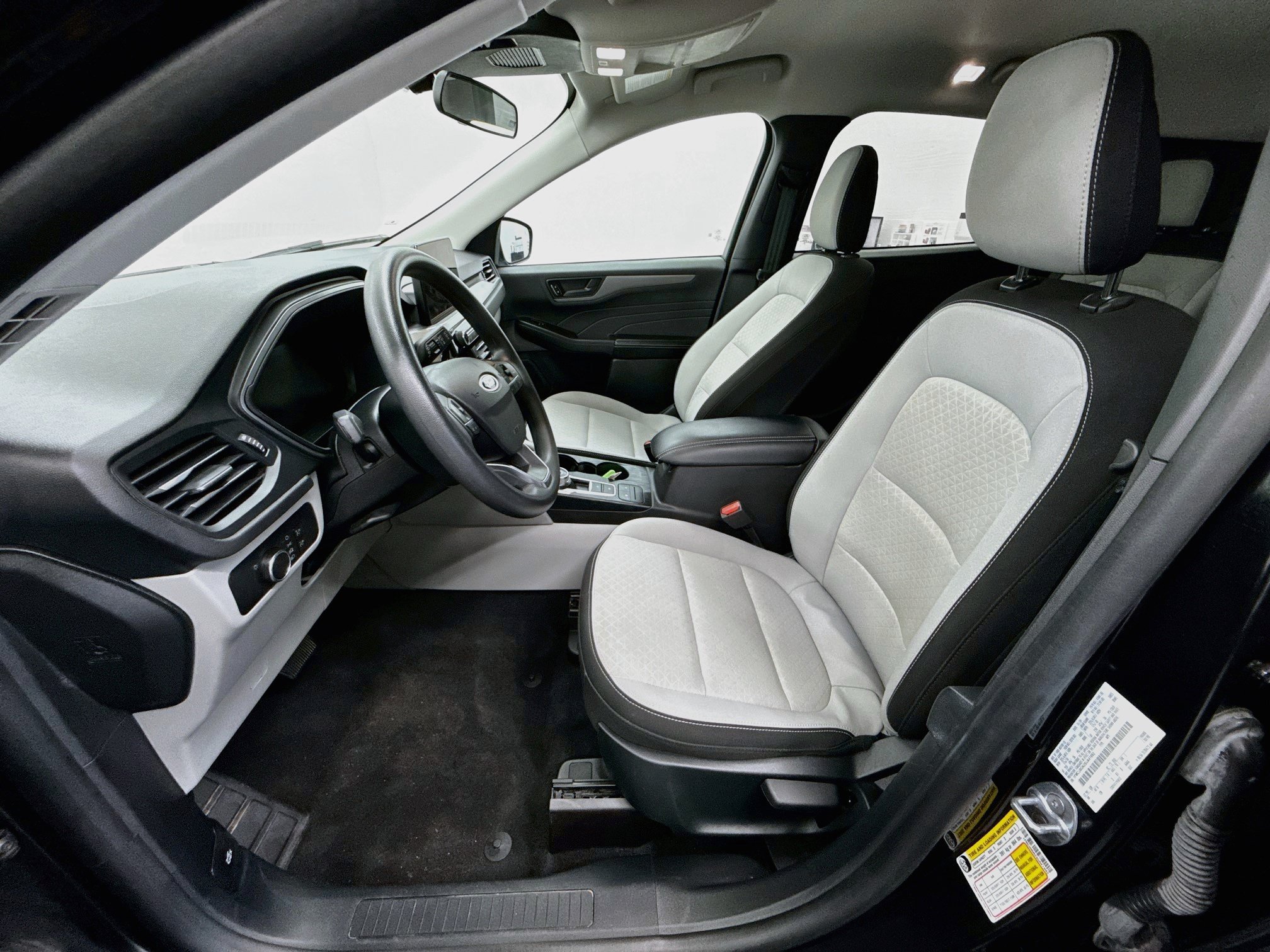 Used 2025 Ford Escape Active FWD image 13