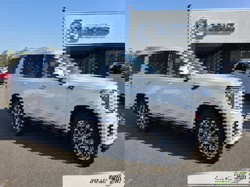 Used 2021 GMC Yukon Denali image 1