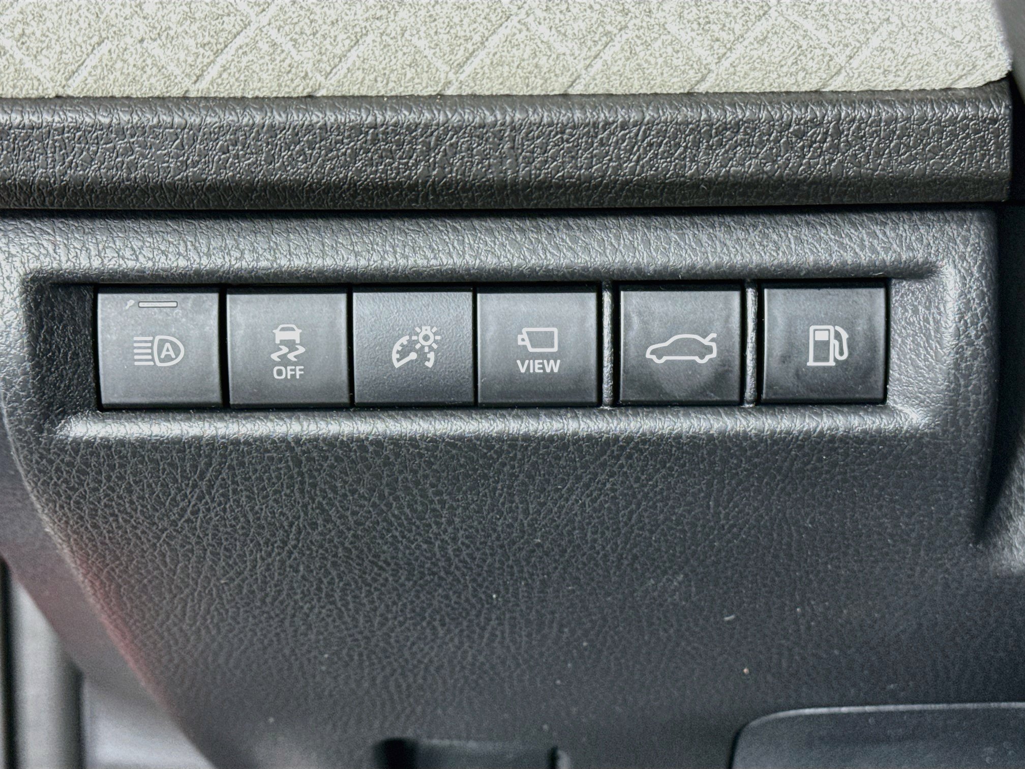 Certified 2025 Toyota Camry XLE w/ Premium Plus Package FWD image 10