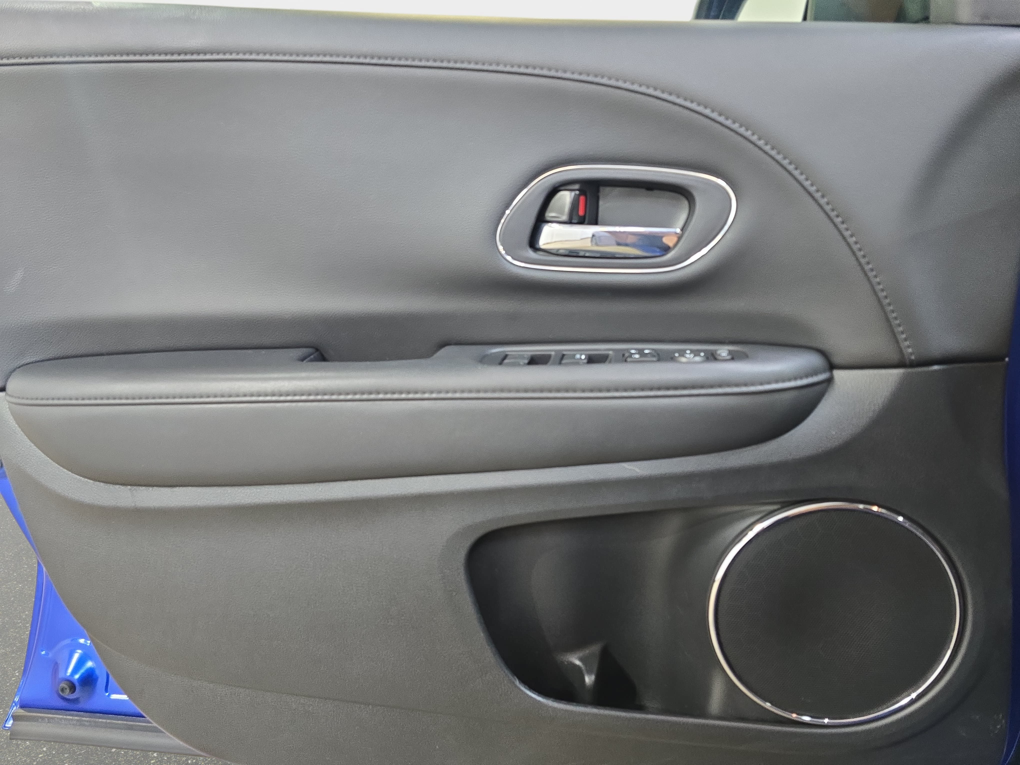 Certified 2021 Honda HR-V EX-L image 24