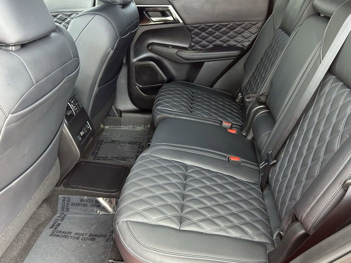 New 2026 Nissan Rogue Platinum image 15