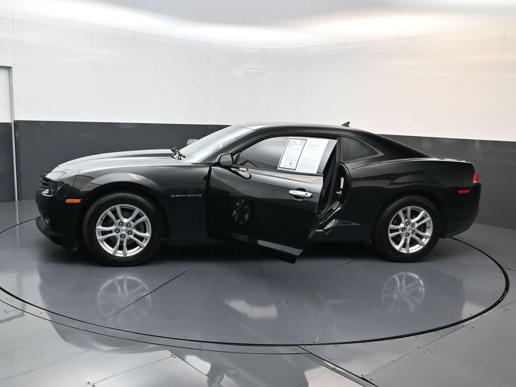 Used 2014 Chevrolet Camaro LS RWD image 35