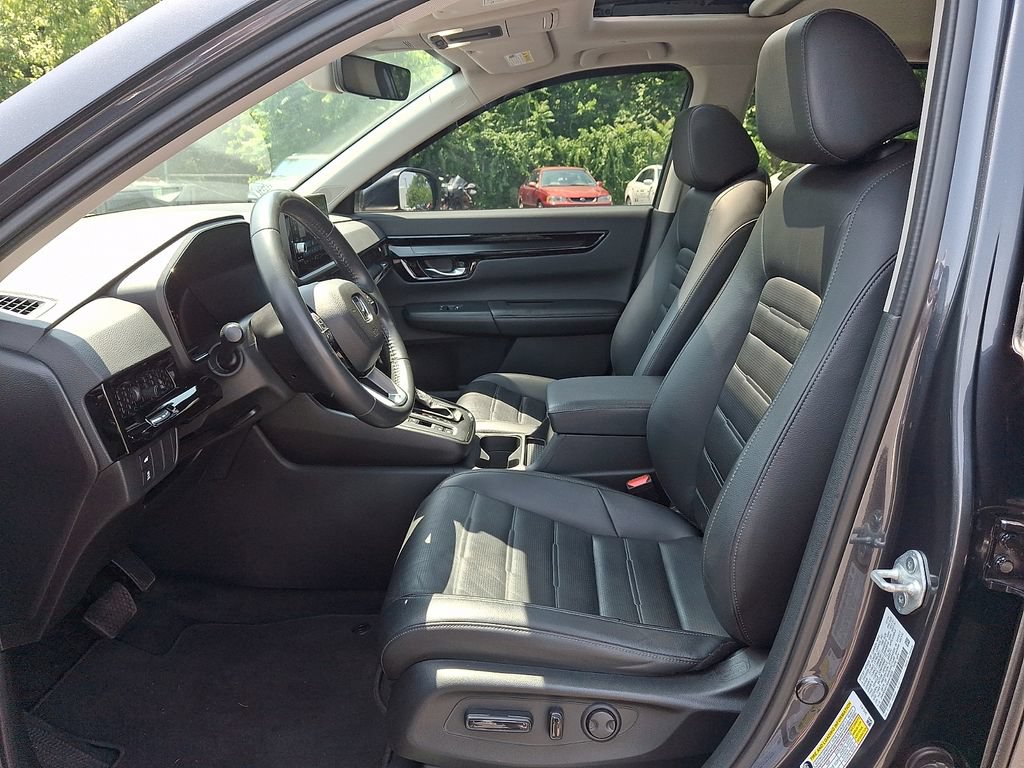 Used 2025 Honda CR-V EX-L image 13