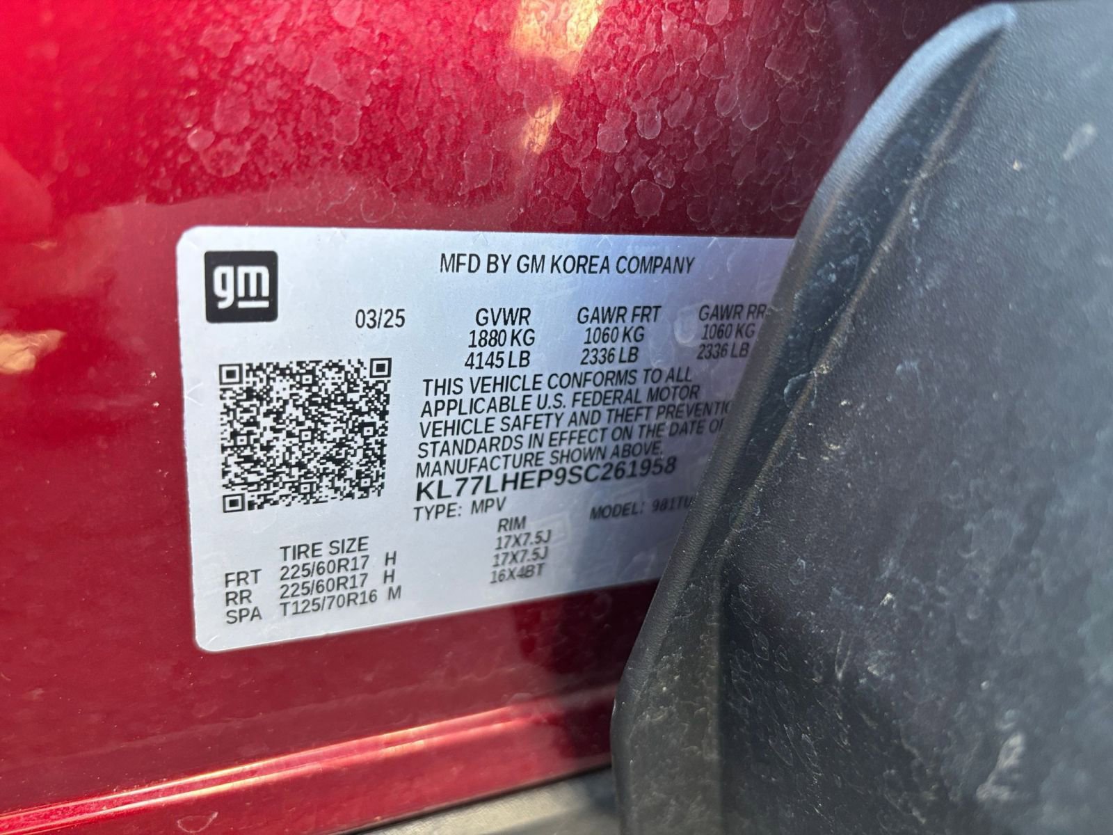 Used 2025 Chevrolet Trax LT w/ LT Convenience Package FWD image 28