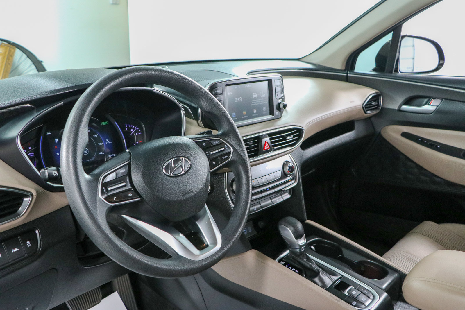 Used 2020 Hyundai Santa Fe SEL w/ Cargo Package FWD image 22