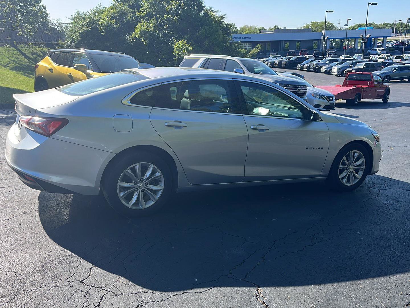 Used 2019 Chevrolet Malibu LT FWD image 7