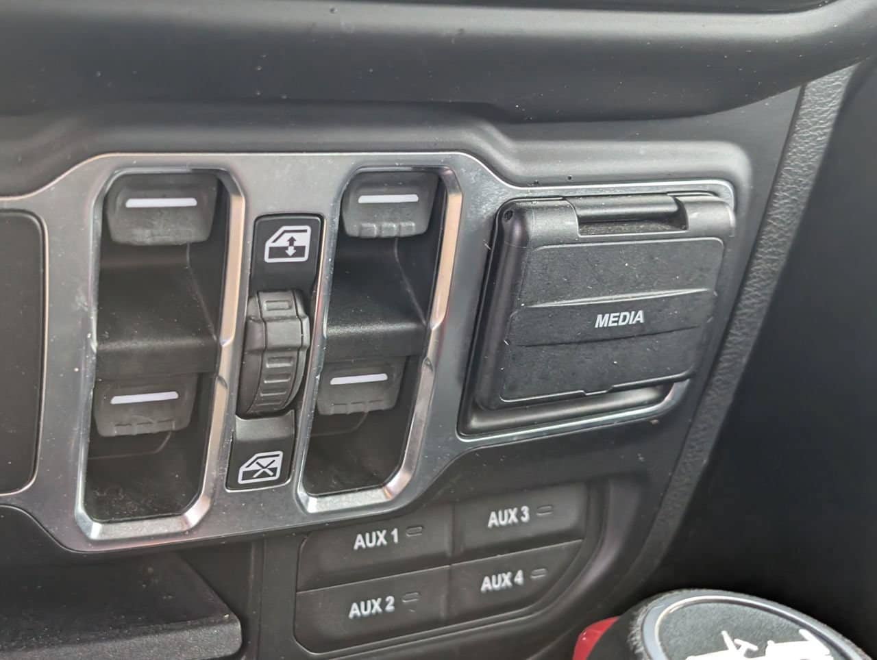 Used 2019 Jeep Wrangler Unlimited Sport AWD/4WD image 17