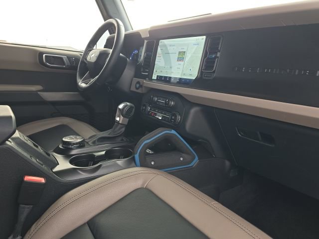 Used 2023 Ford Bronco Wildtrak image 20