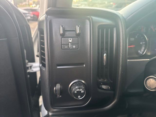 Used 2019 Chevrolet Silverado 3500 W/T w/ WT Convenience Package image 17