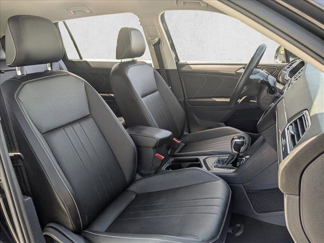 Used 2022 Volkswagen Tiguan SE FWD image 21