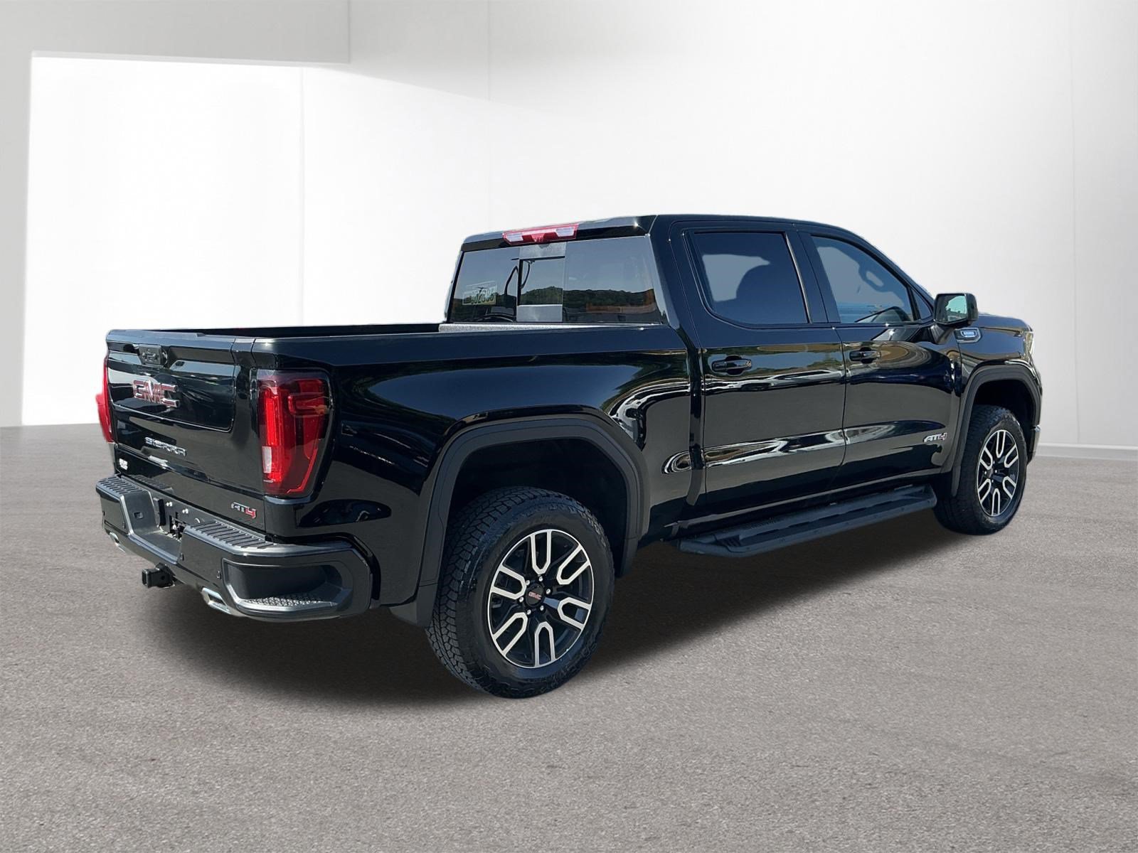 New 2026 GMC Sierra 1500 AT4 w/ AT4 Premium Package AWD/4WD image 4