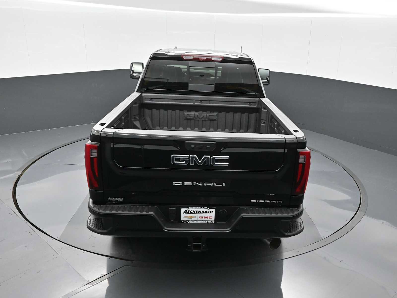 New 2025 GMC Sierra 2500 Denali Ultimate w/ Max Trailering Package image 16