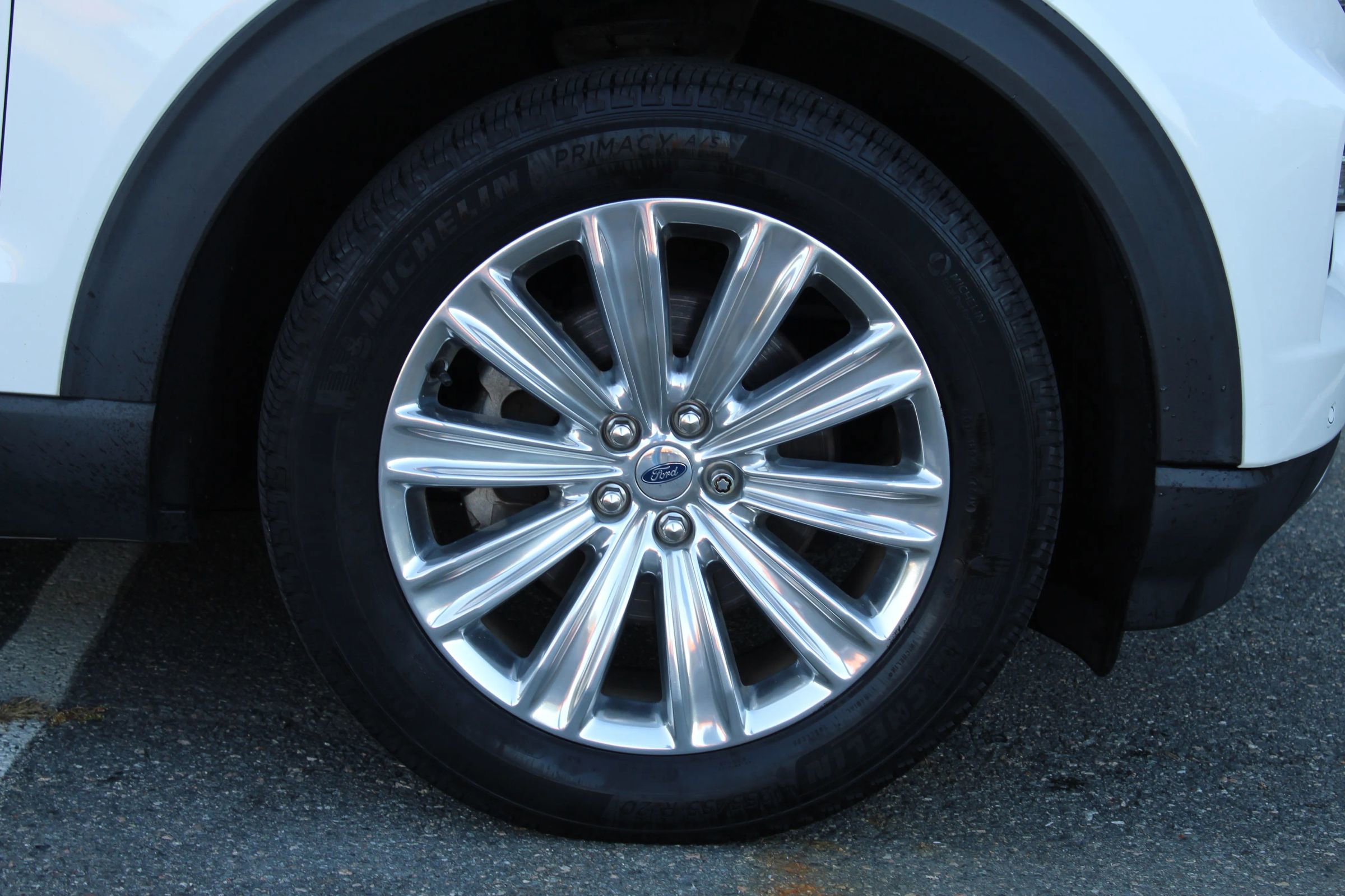 Used 2020 Ford Explorer Limited image 44