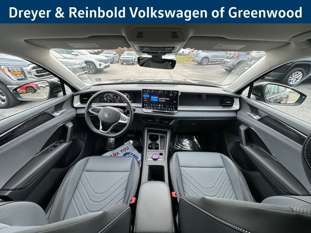 New 2026 Volkswagen Tiguan SE image 11