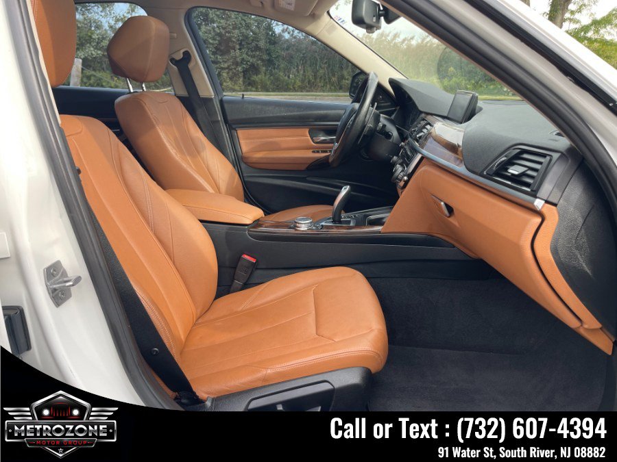 Used 2015 BMW 335i xDrive Sedan AWD/4WD image 22