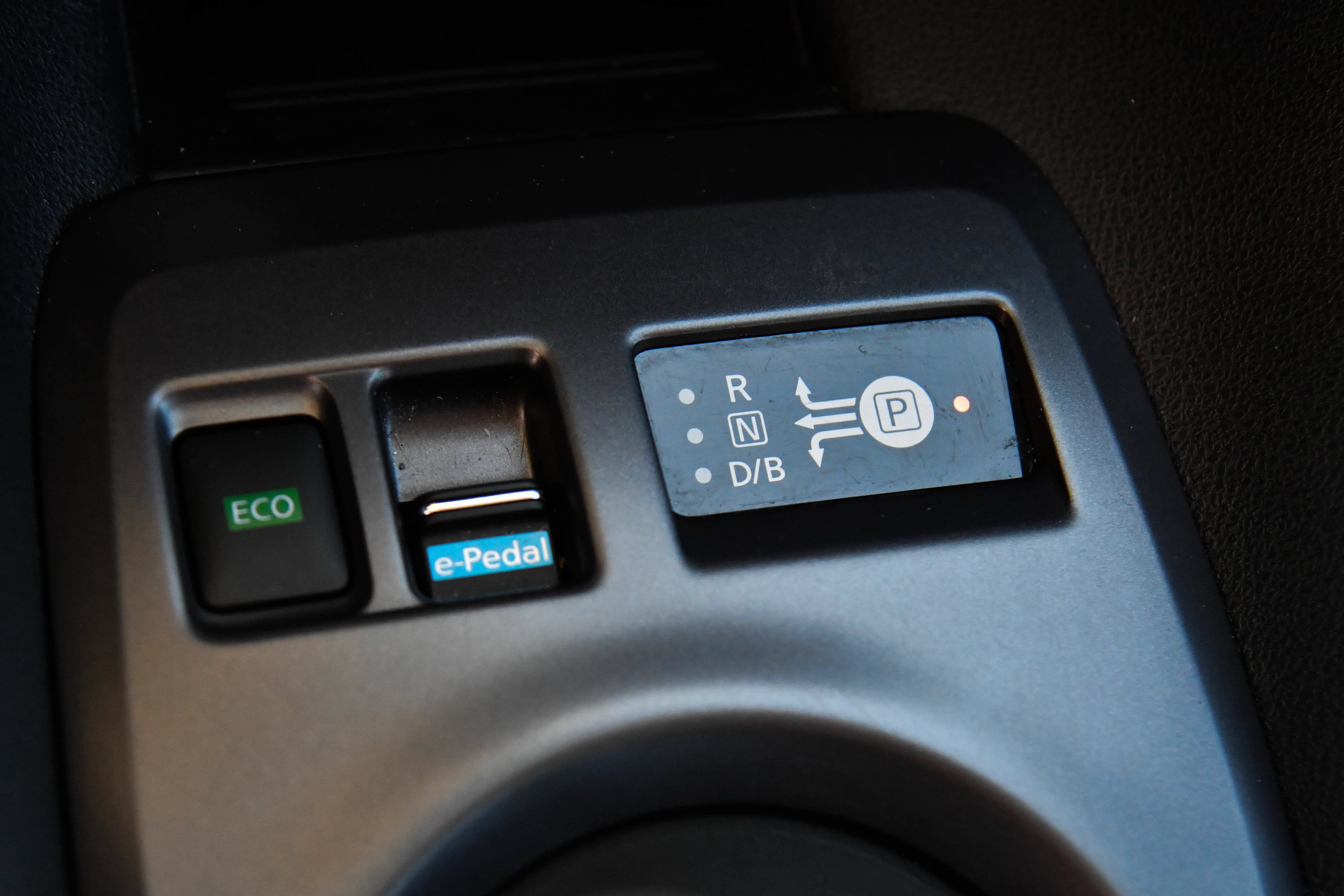 Used 2025 Nissan Leaf S FWD image 24