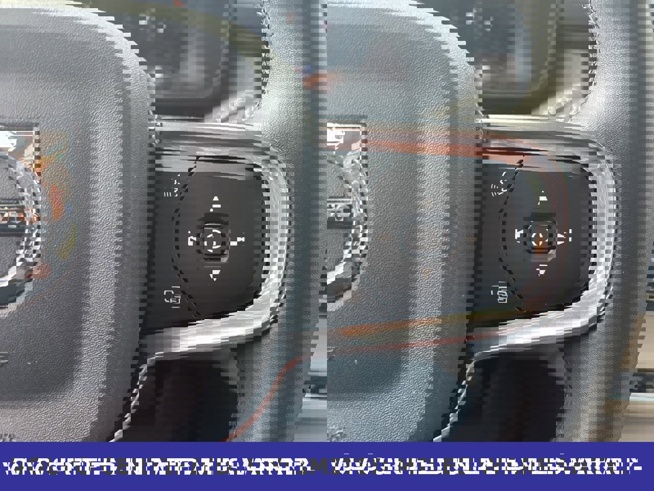 Certified 2023 Volvo XC40 B5 Plus w/ Driver Assist Package image 22