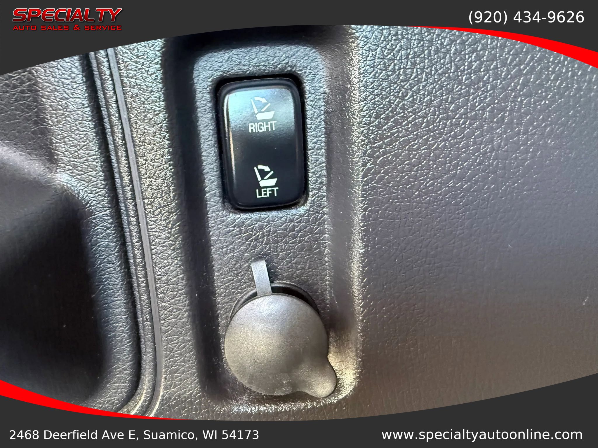 Used 2014 Lincoln MKX FWD w/ Walnut Swirl Wood Package image 23