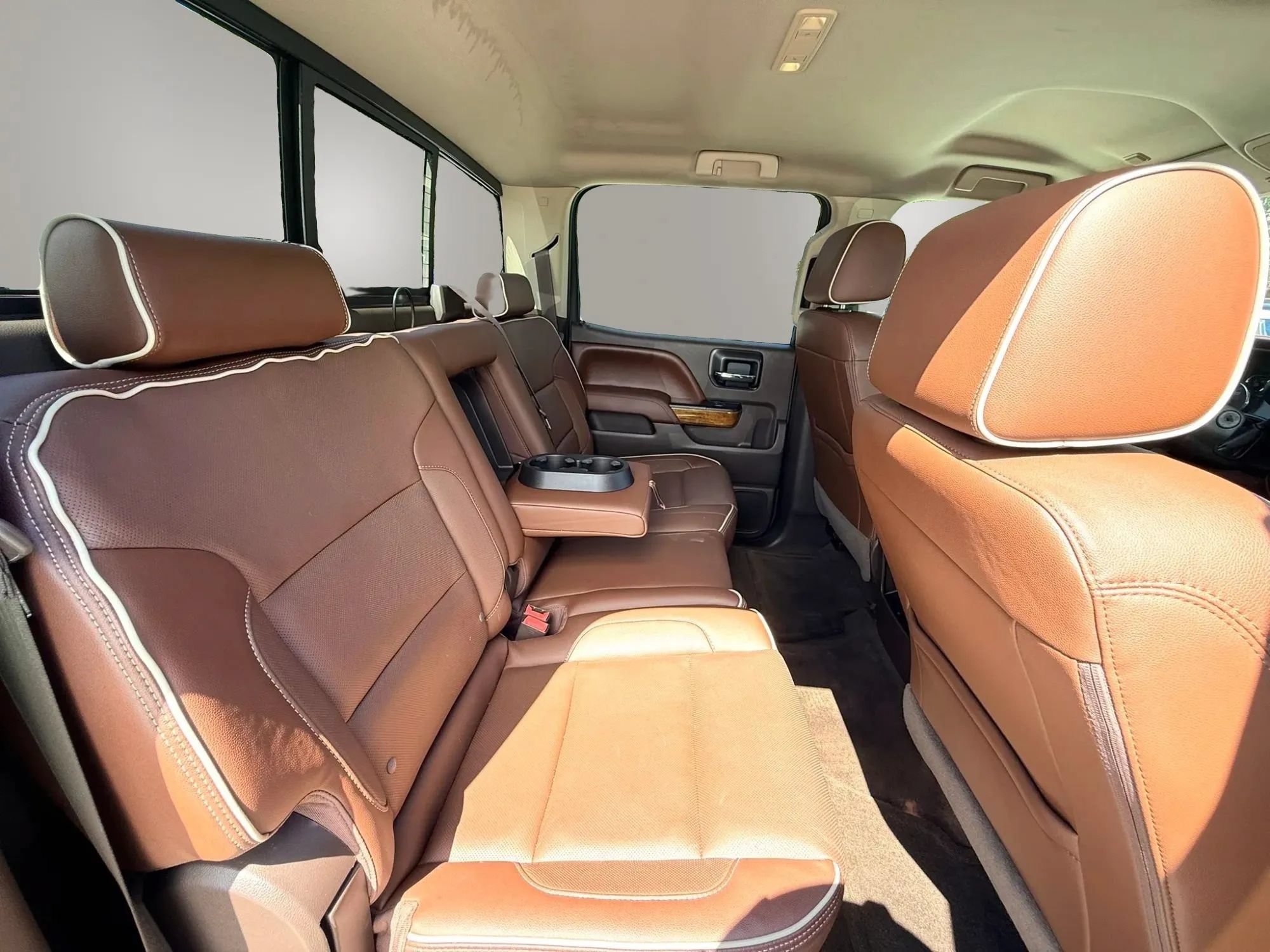 Used 2016 Chevrolet Silverado 1500 High Country w/ High Country Premium Package RWD image 14