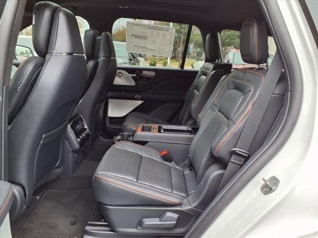 New 2025 Lincoln Aviator Black Label image 13