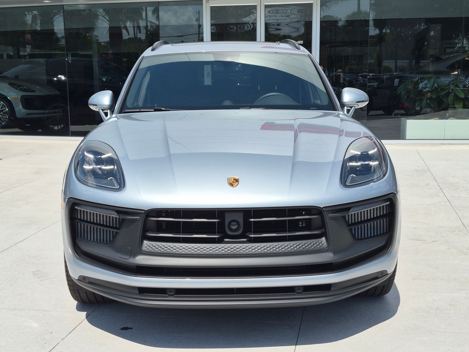 Certified 2026 Porsche Macan GTS AWD/4WD image 5