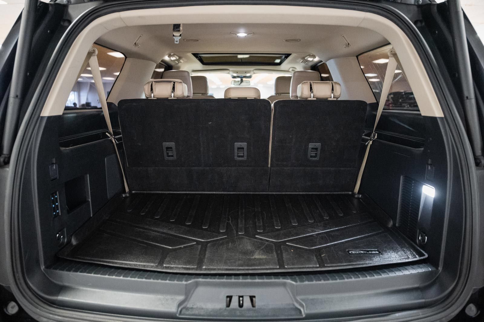 Used 2023 Ford Expedition Max Limited AWD/4WD image 13