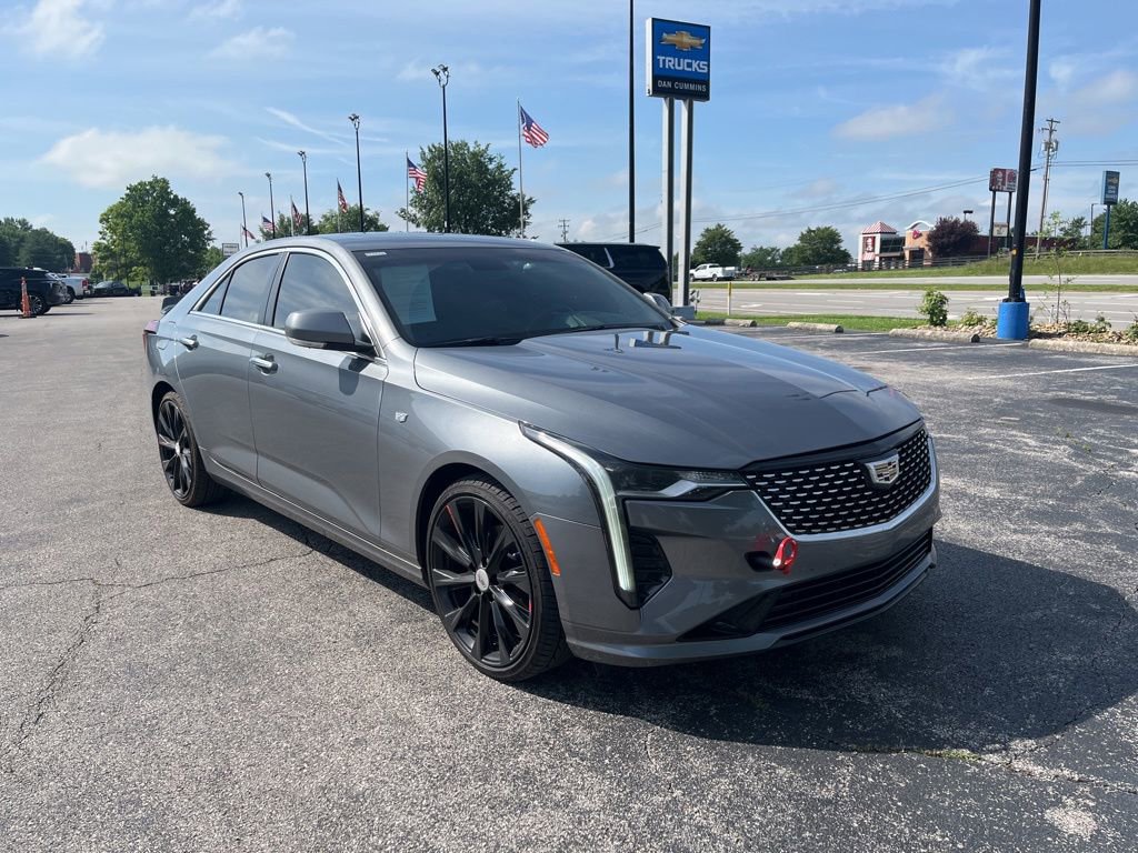 Used 2020 Cadillac CT4 Luxury w/ Sun And Sound Package RWD image 2