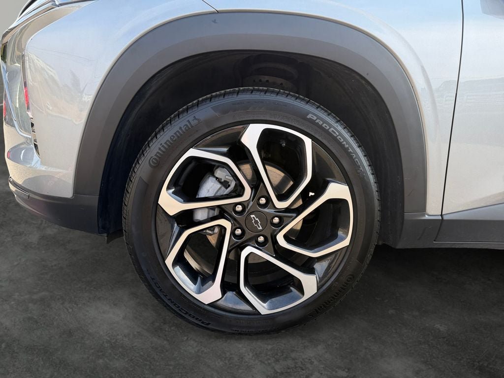 Used 2024 Chevrolet Trax RS w/ Driver Confidence Package FWD image 4