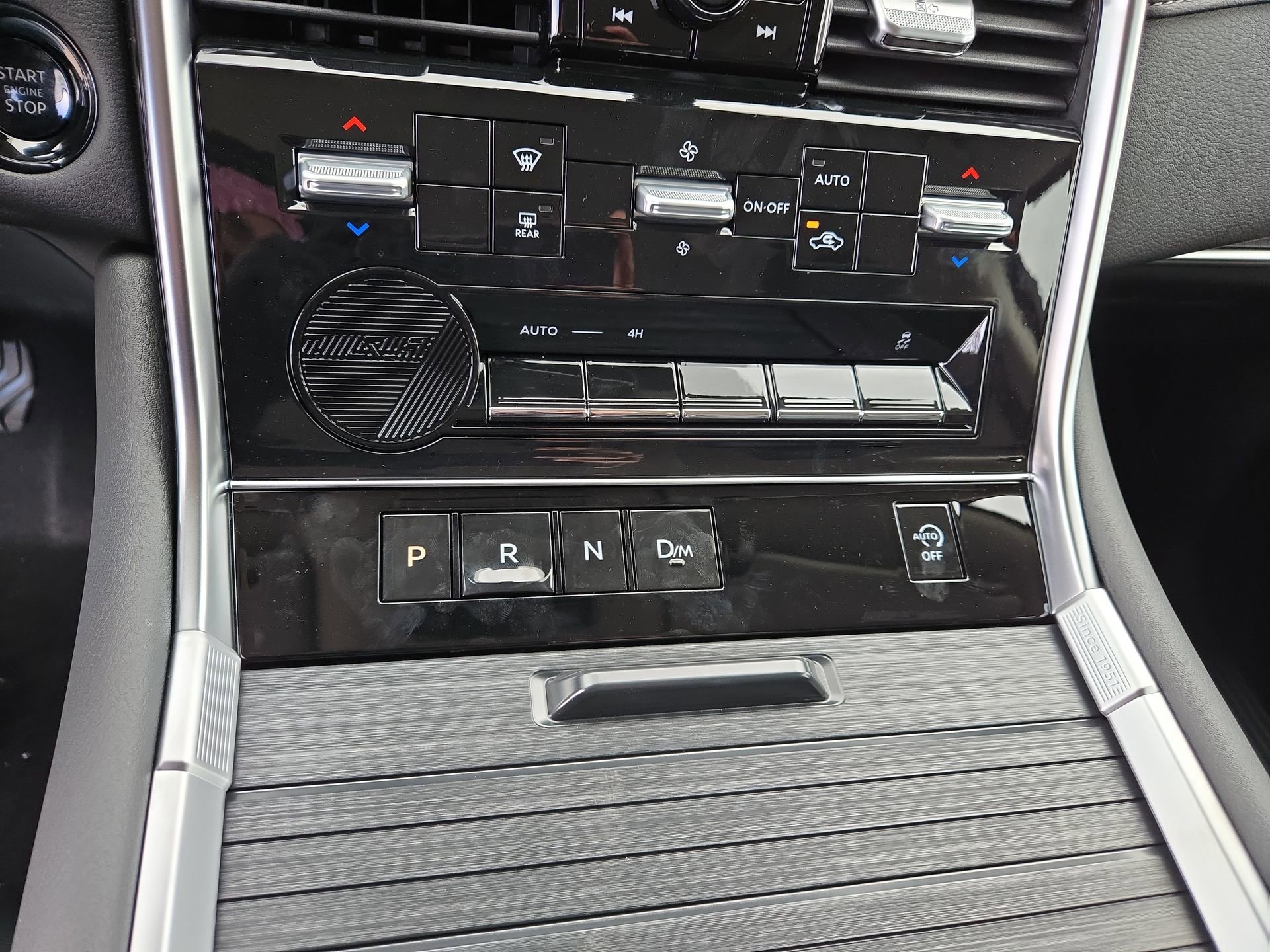 New 2026 Nissan Armada SV image 23