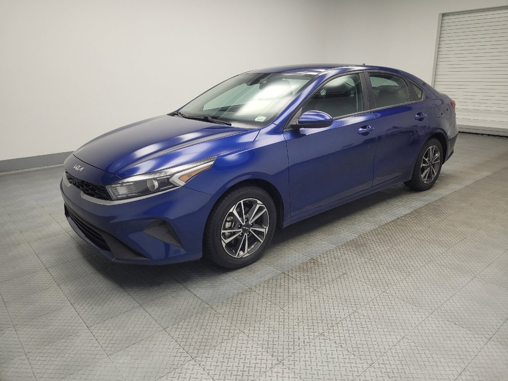 Used 2023 Kia Forte LXS image 2