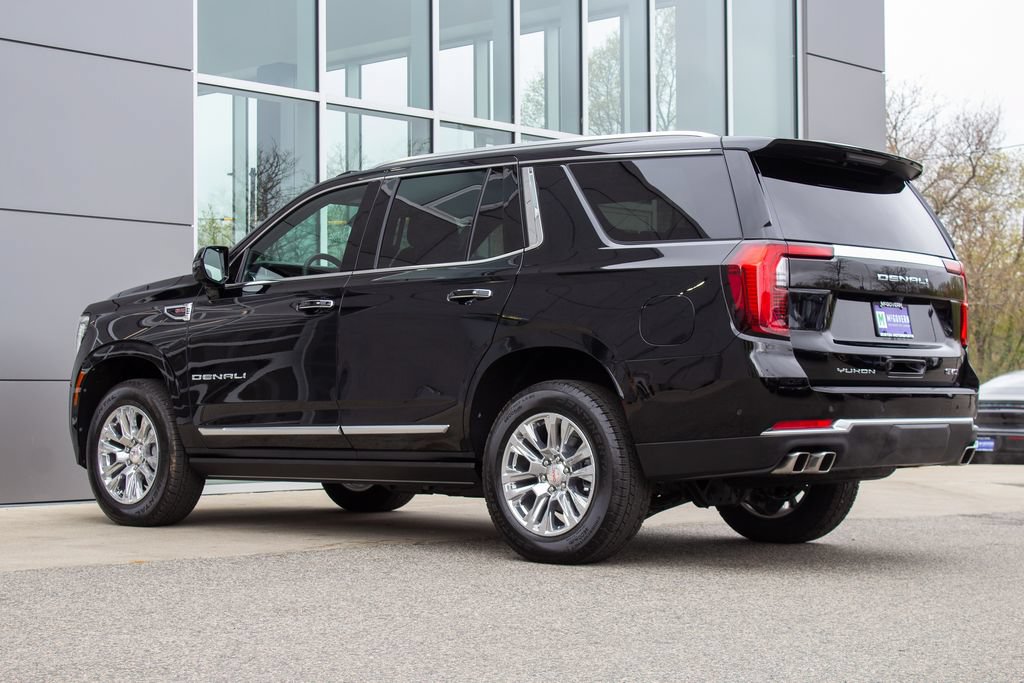 Used 2026 GMC Yukon Denali w/ Sun & Power Step Package AWD/4WD image 8