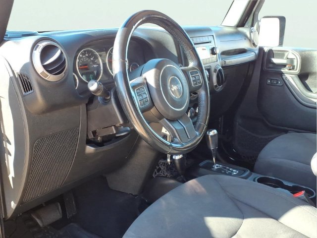 Used 2015 Jeep Wrangler Unlimited Sport w/ Quick Order Package 24S AWD/4WD image 8