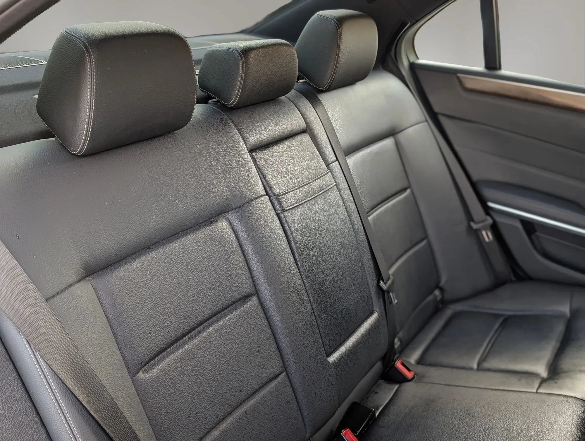 Used 2014 Mercedes-Benz E 350 Sedan image 20