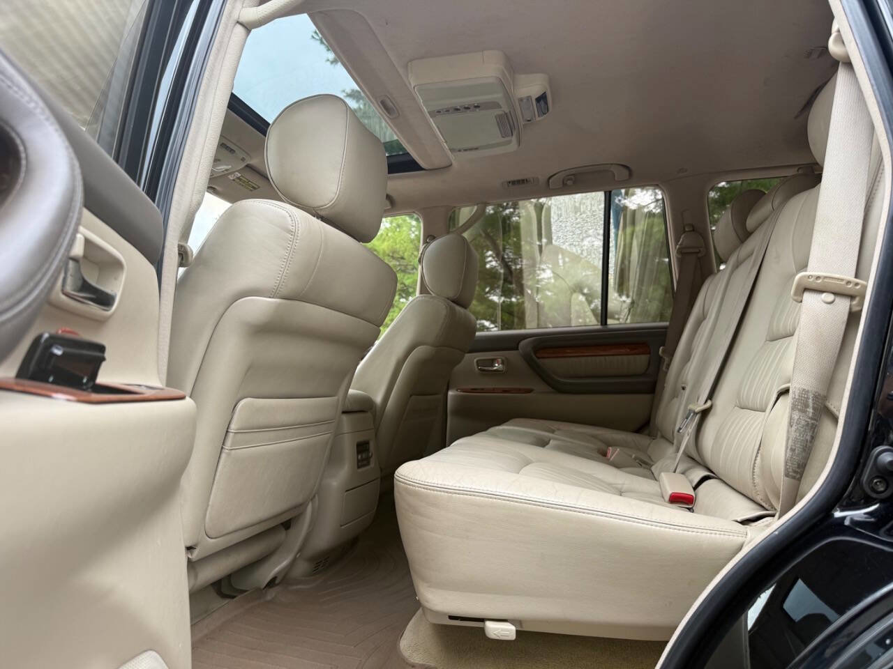 Used 2003 Lexus LX 470 4WD image 46
