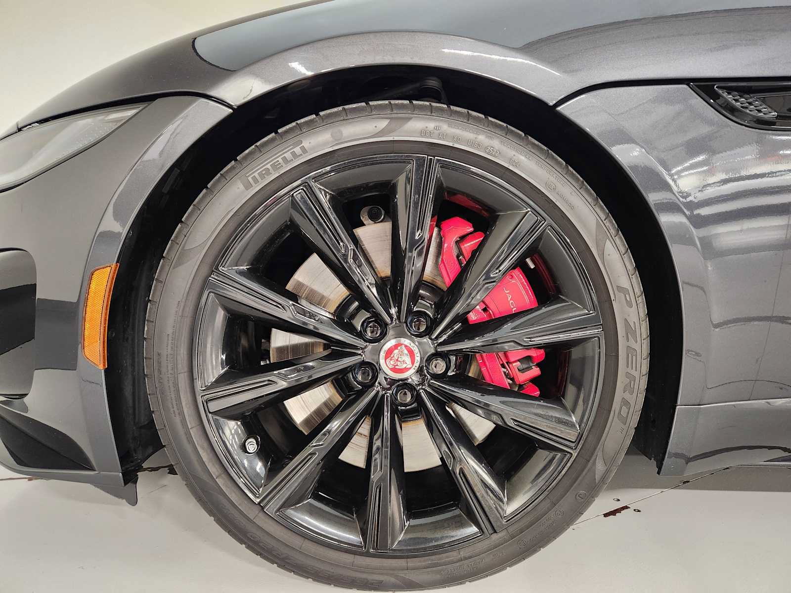 Used 2023 Jaguar F-TYPE R AWD/4WD image 7