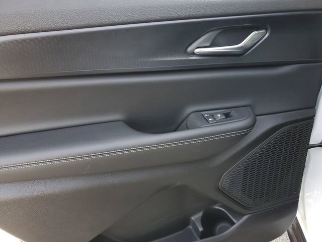 Certified 2025 Jeep Grand Cherokee L Laredo image 18